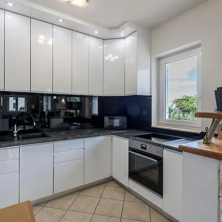 Ezgeta Кастель-Нови