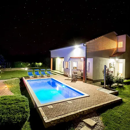Vila Ezgeta