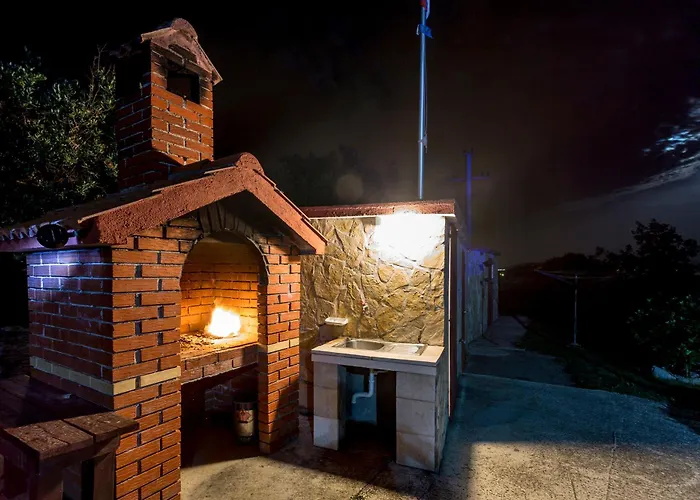 Ezgeta * Kaštel Novi